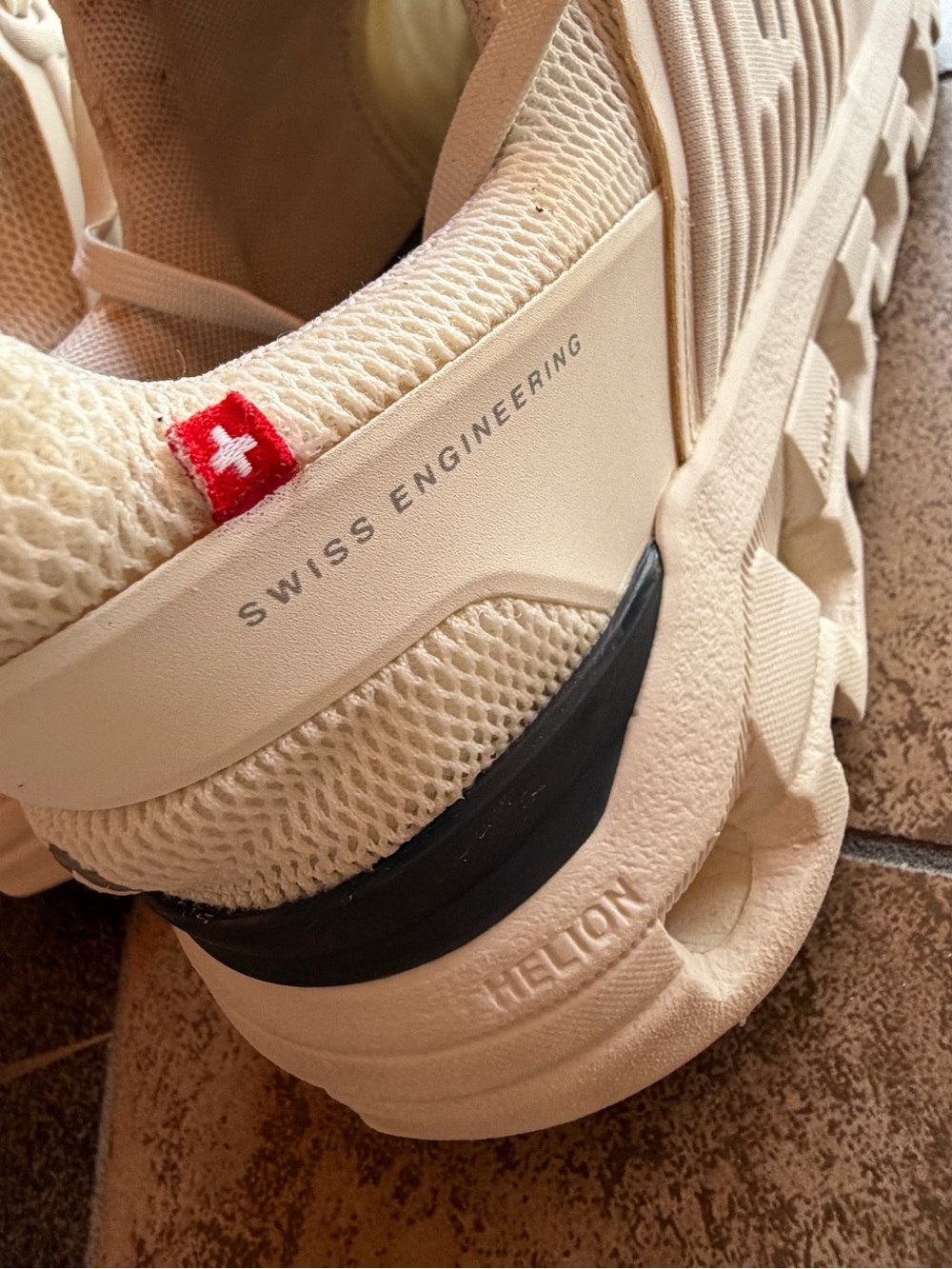 On Cloud CloudSwift/Running Men's Athletic Shoes i - Picture 3 of 7